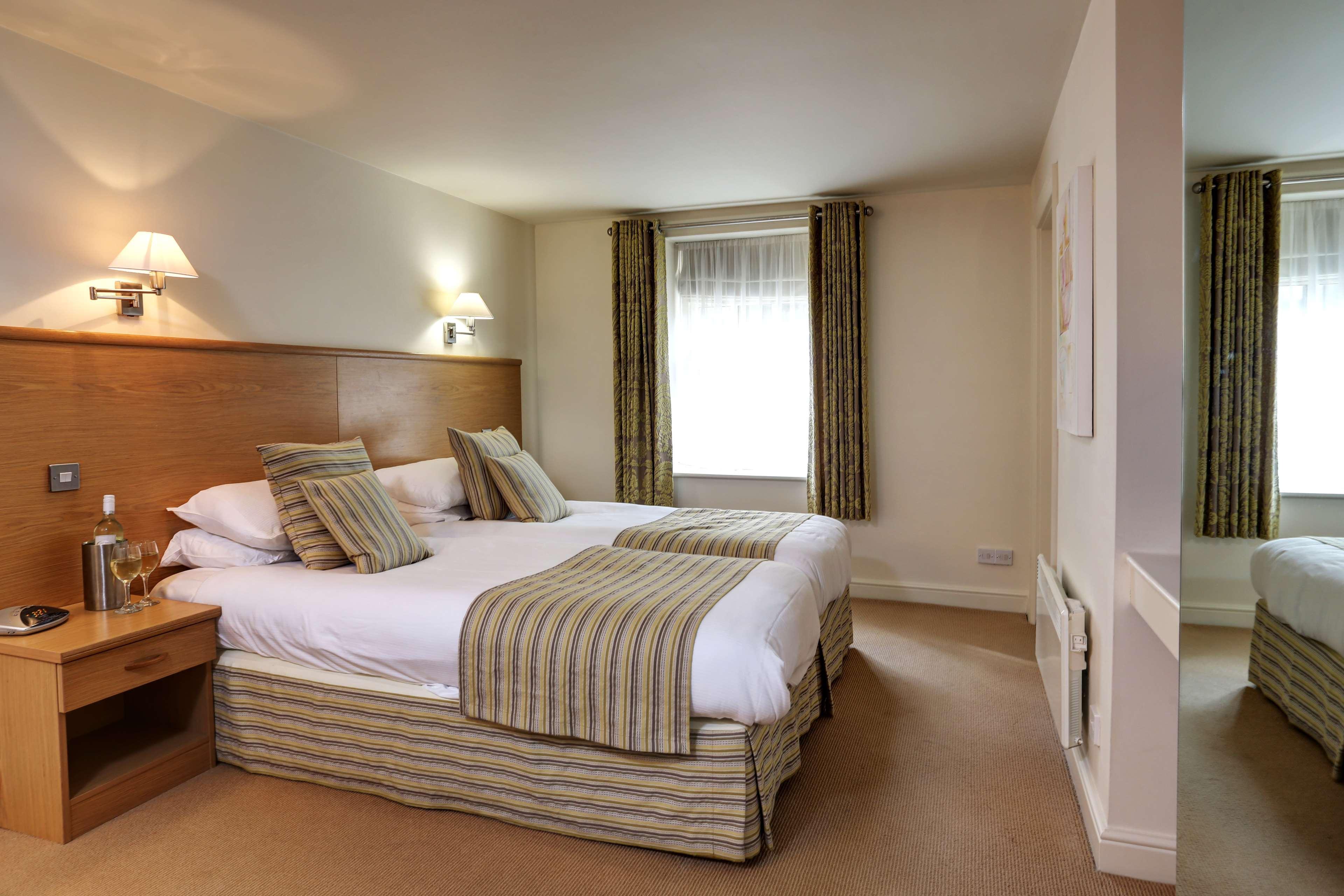 Best Western Plus Sheffield Mosborough Hall Hotel Exteriör bild