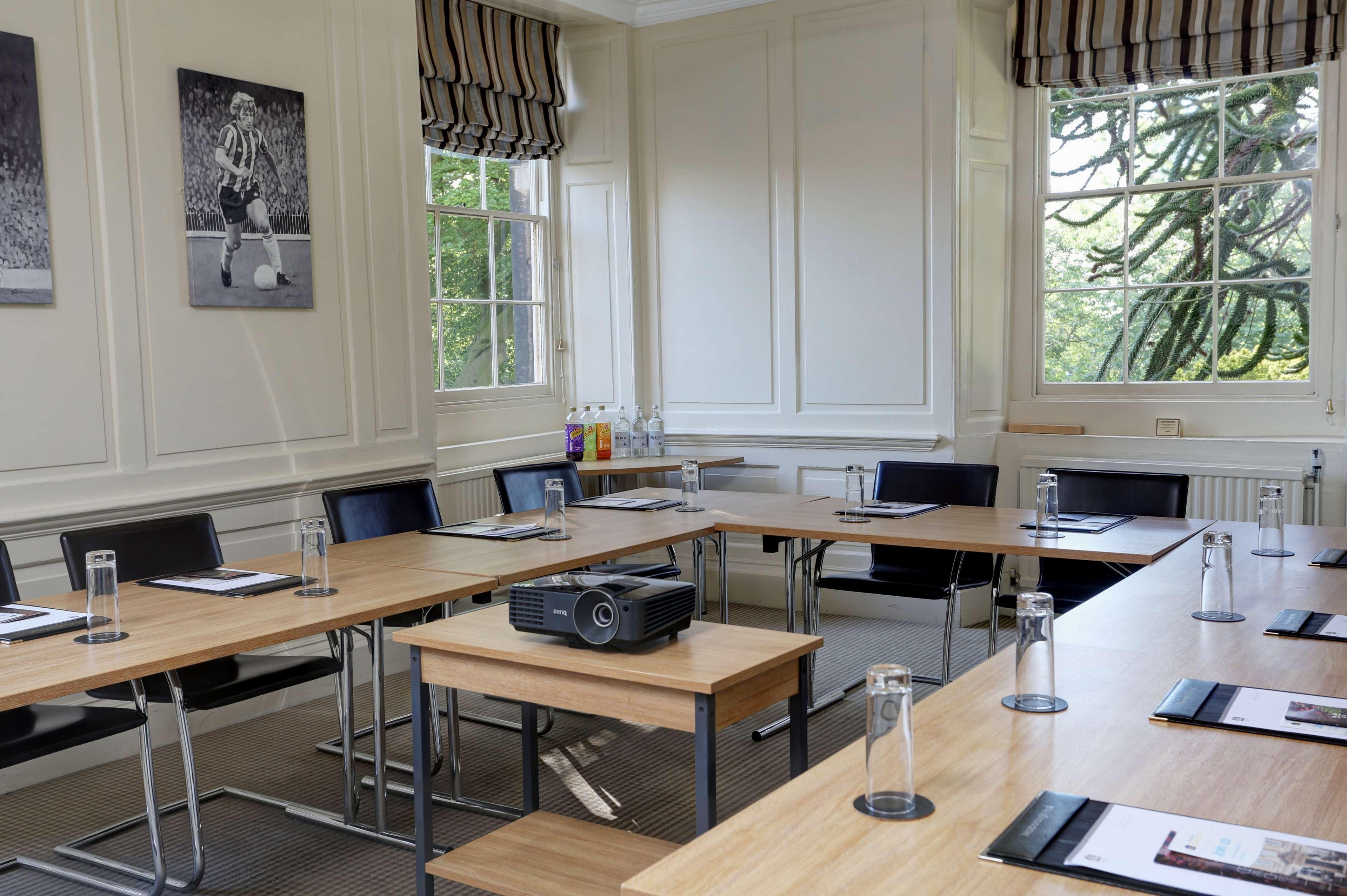Best Western Plus Sheffield Mosborough Hall Hotel Exteriör bild