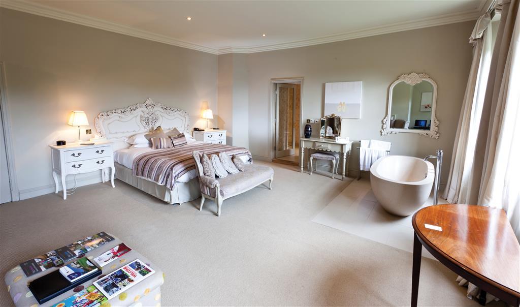 Best Western Plus Sheffield Mosborough Hall Hotel Rum bild